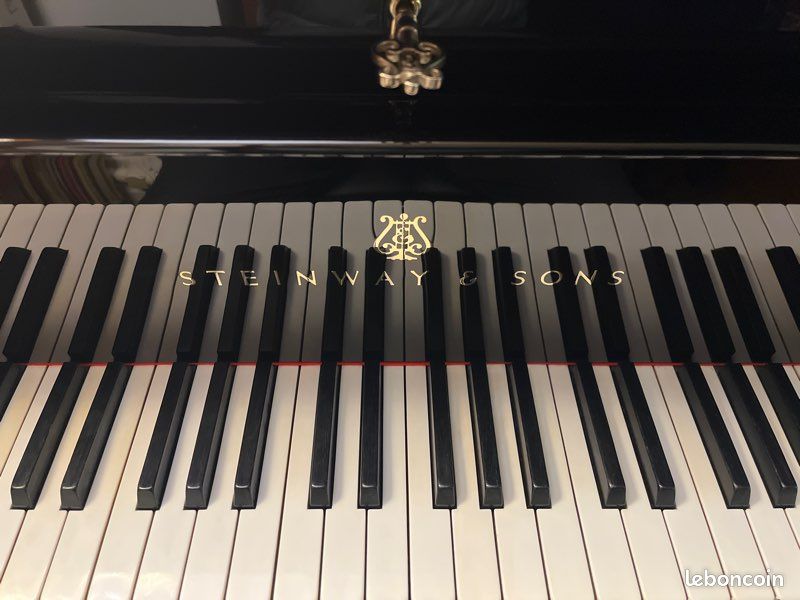 Piano Steinway M 170 (image 3)