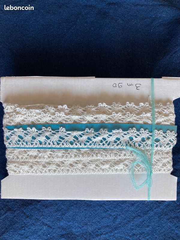 Lot De 70 Bobines En Dentelle Vintage - Bois Avec Paillettes - Outils De Broderie Et Artisanat
