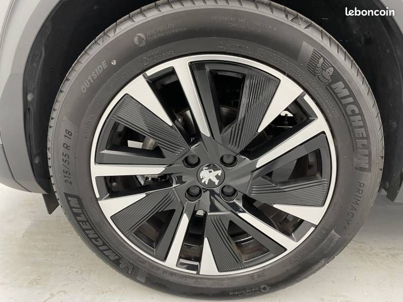 Peugeot 2008 PureTech 130 S&S EAT8 GT Pack (image 18)