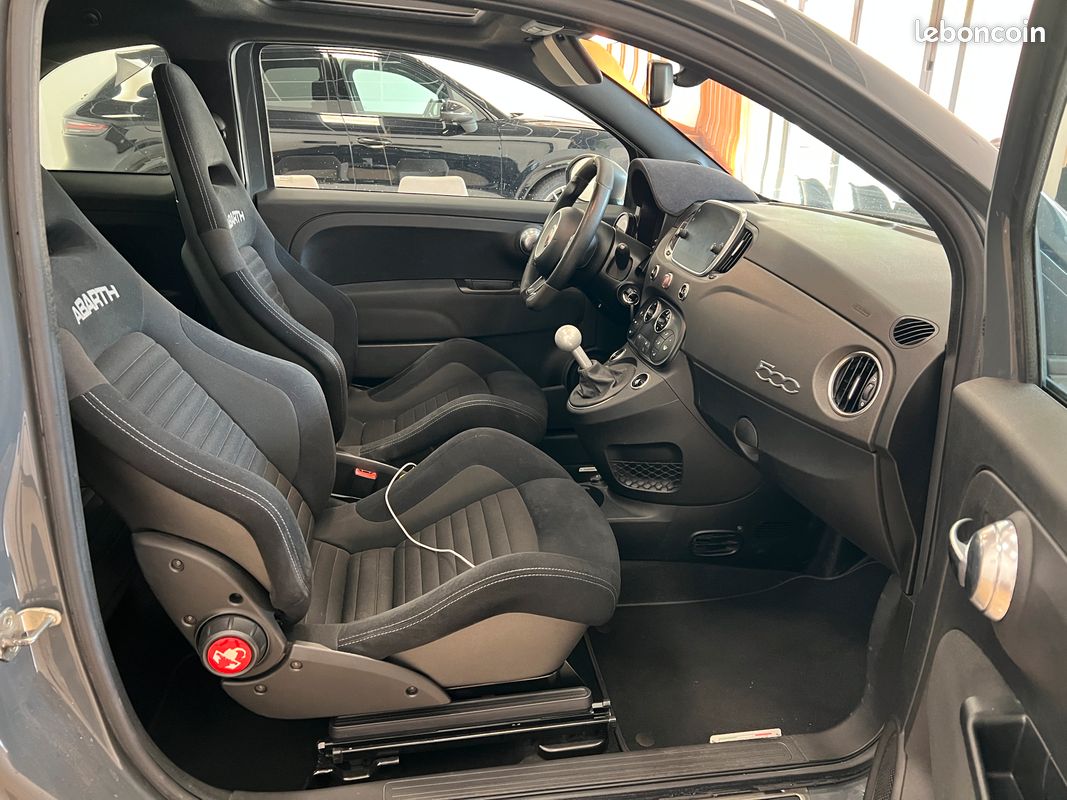 Abarth Fiat 595 Competizione 180cv BVM5 / Ligne Monza / Sièges Sabelt / En Stock / Suivi complet / Rien à prévoir / Pas de Malus / Immat France (image 14)