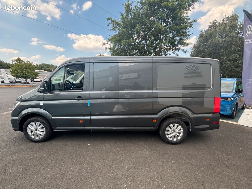 42 900 HT - Volkswagen CRAFTER Fg 2.0 TDI 177ch L3H2 BVA8 Business (image 4)