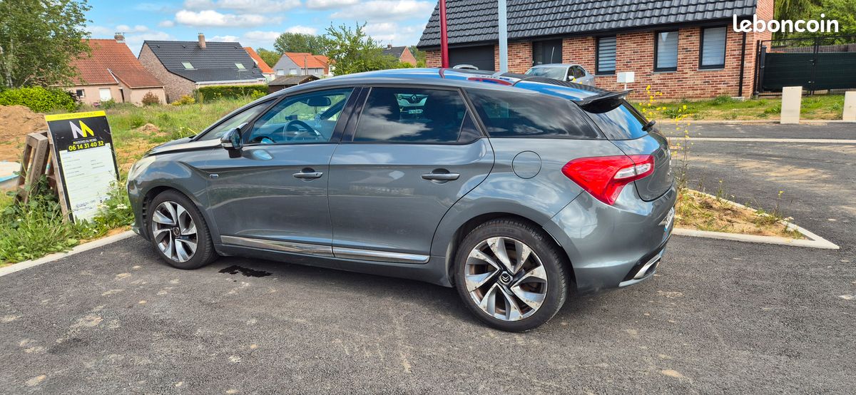 Citroën DS5 Hybride 2012 (image 3)