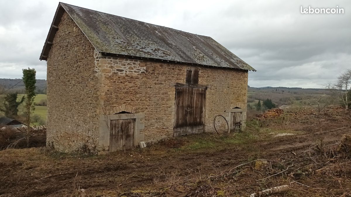 Maison 1 pièce 150 m² · à Neuvic-Entier · 150 m² · 38 700 €