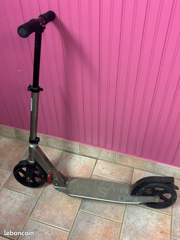 Trottinette (image 1)