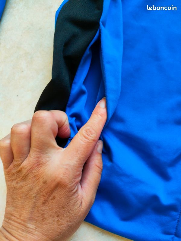 Veste Puma bleue et noire – 11/12 ans (image 4)