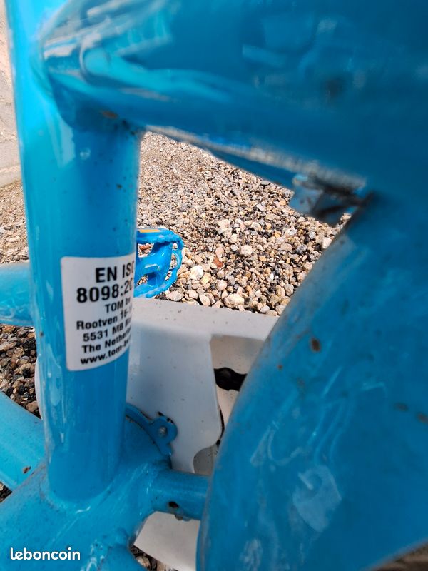 Vélo marque amigo avec roulette et panier
Panier et roulettes (image 6)