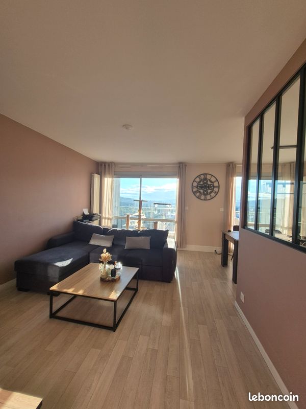 Appartement 3 pièces 66 m² · à Saint-Étienne · 66 m² · 120 000 €
