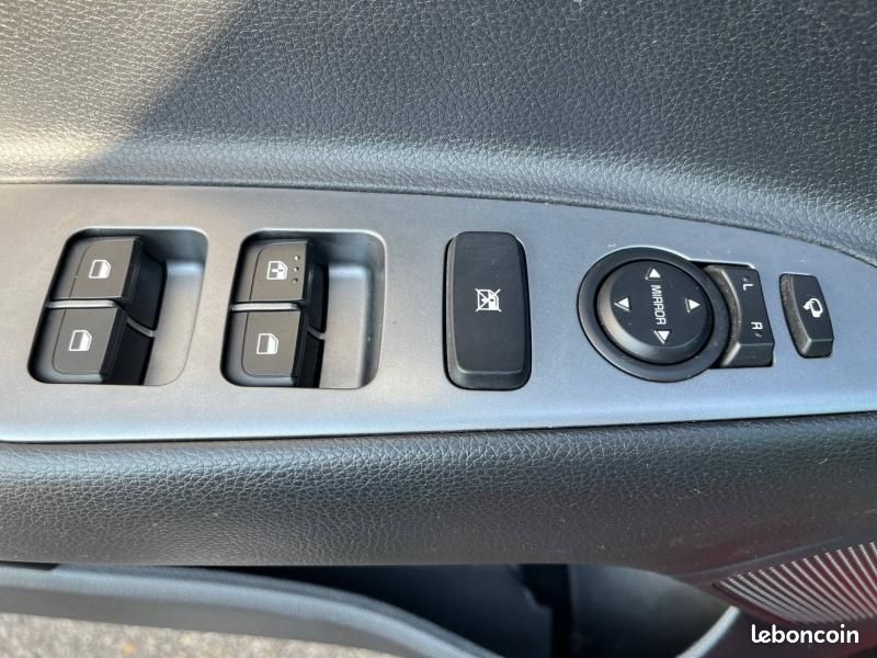 Kia Stonic 1.0 T-GDi 120ch MHEV GT Line iBVM6 (image 23)