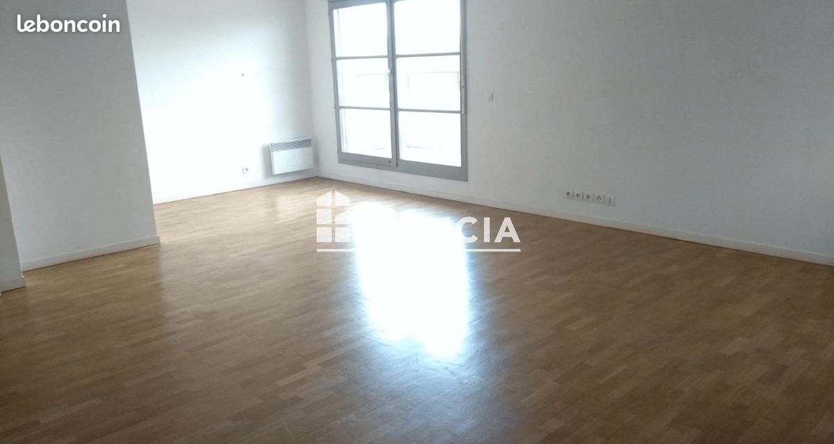 Appartement 3 pièces 76 m² · à Arpajon · 76 m² · 1 084 €/mois