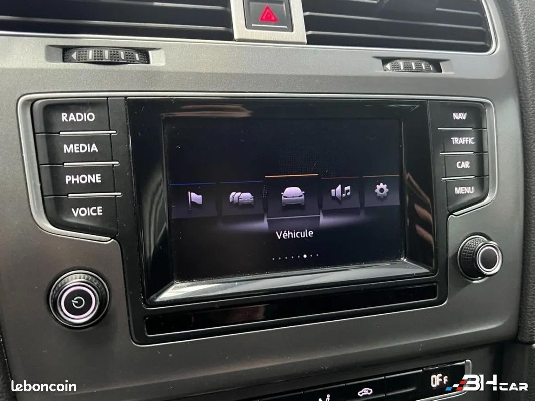Volkswagen Golf 7 (5 portes) VII 1.6 TDI 105ch BlueMotion Technology FAP Lounge BVM5 (image 23)