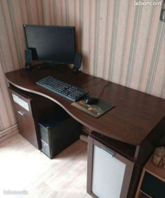 Un bureau (image 1)