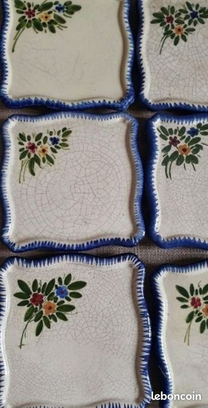 8 petites assiettes en faïence craquelée (image 2)