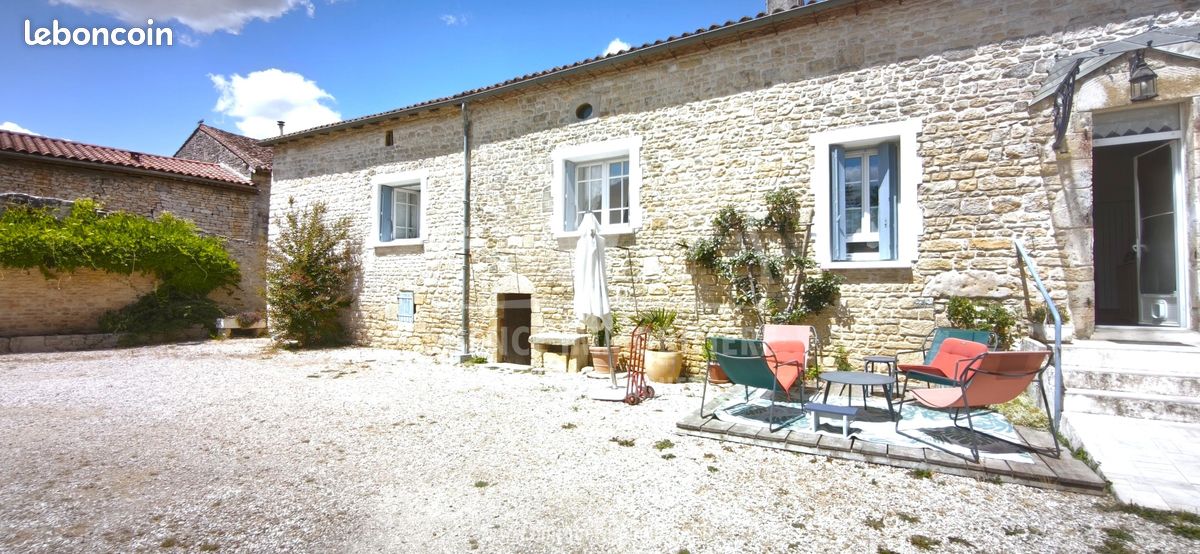 Maison 4 pièces 100 m² · à Mouton · 100 m² · 136 500 €