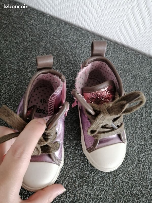 Baskets fille taille 19 (image 6)