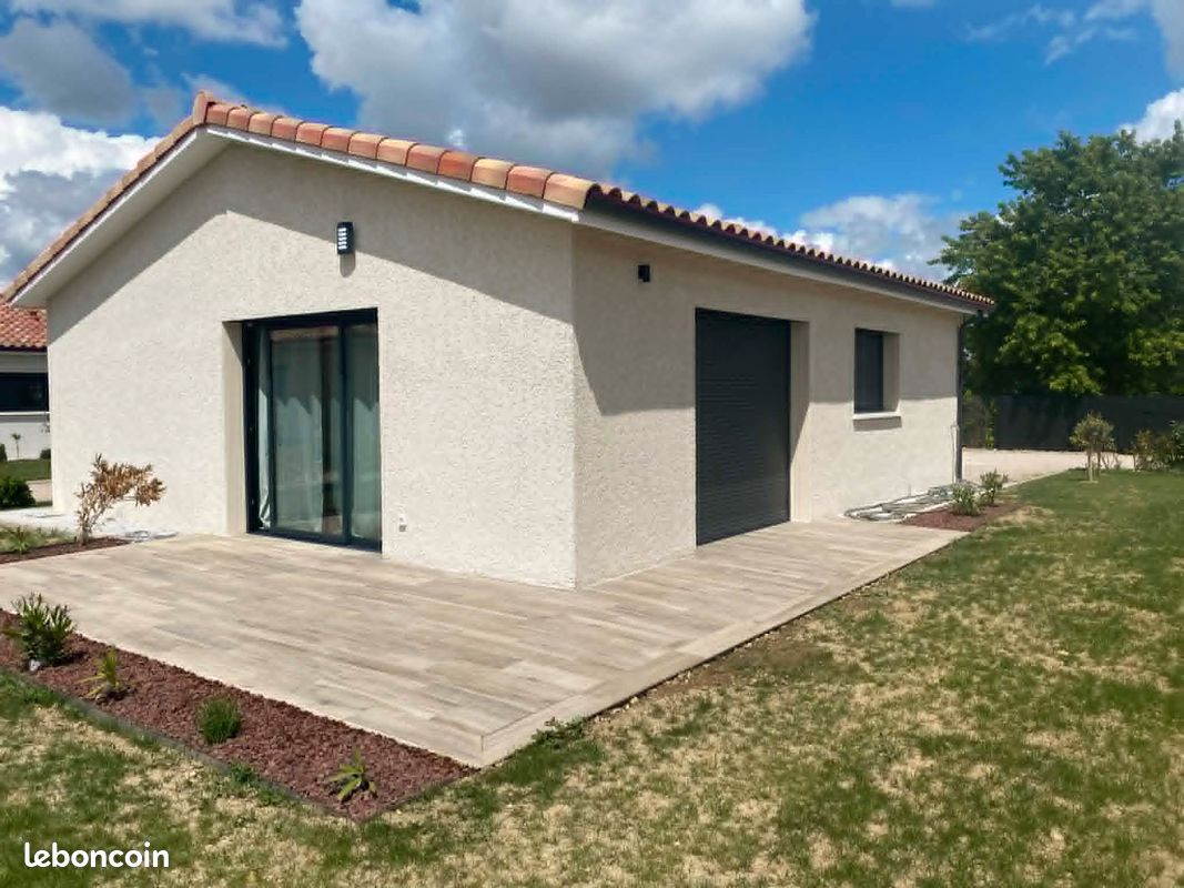 Maison 3 pièces 75 m² · à Revel · 75 m² · 900 €