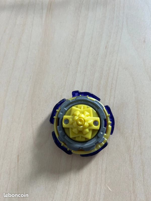 Toupie beyblade Cognite C3 (image 4)
