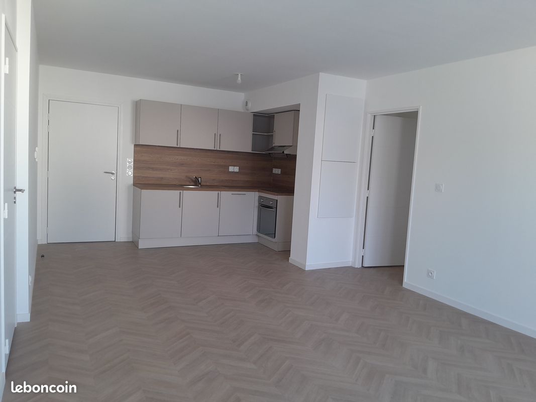 Appartement 3 pièces 70 m² · à Fougères · 70 m² · 790 €