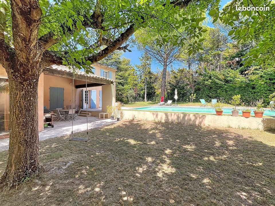 Maison 9 pièces 286 m² · à Aix-en-Provence · 286 m² · 1 092 000 €