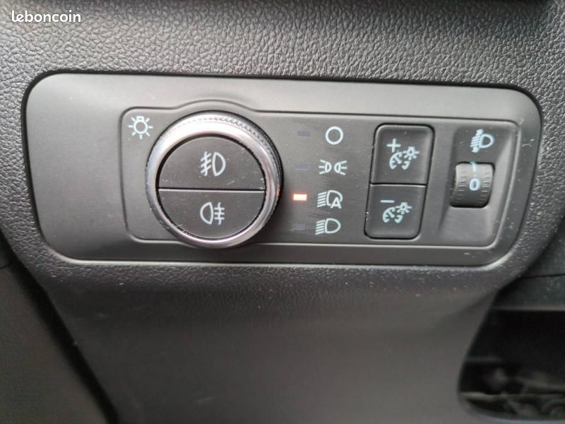 Ford Kuga 2.5 Duratec 190ch FHEV E85 Titanium BVA (image 14)