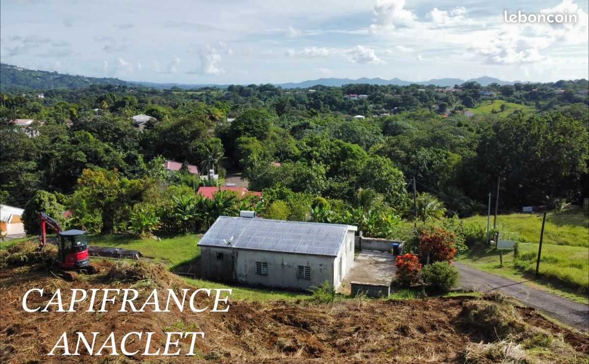 Terrain 473 m² · au Robert · 103 050 €