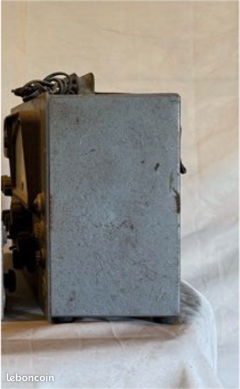 Générateur de mire ( ancien téléviseur ) (image 4)