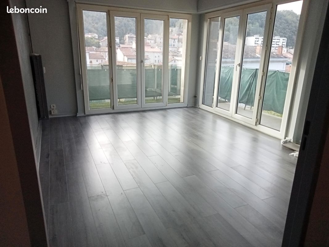 Appartement 1 pièce 34 m² · à Vals-les-Bains · 34 m² · 376 €/mois
