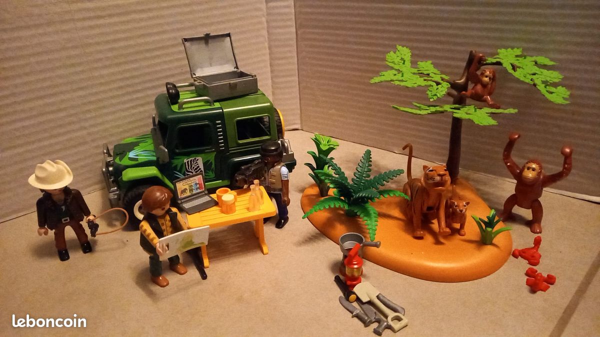 Playmobil Policiers 72066 pas cher, Véhicule d'intervention SWAT