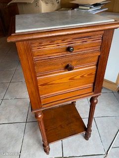 Table de chevet (image 1)