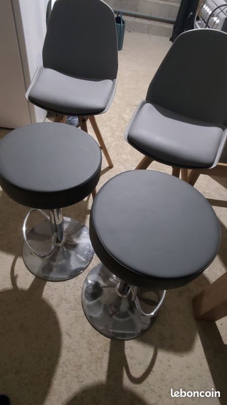 Table haute + chaises (image 3)