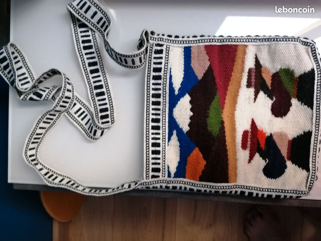 Pochette motifs ethniques (image 2)