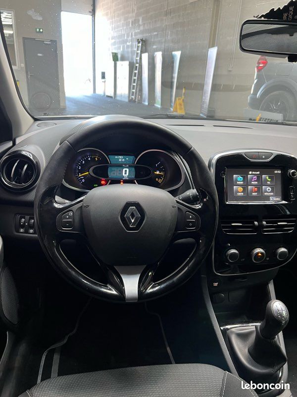 RENAULT CLIO IV 1.5 dCi 75 – Climatisation – Suivi entretien – Distribution à jour (image 3)
