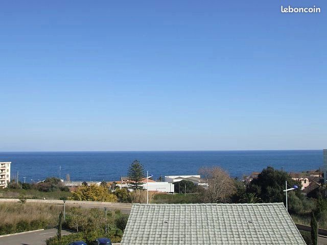 Appartement 3 pièces 70 m² · à Bastia · 70 m² · 910 €/mois