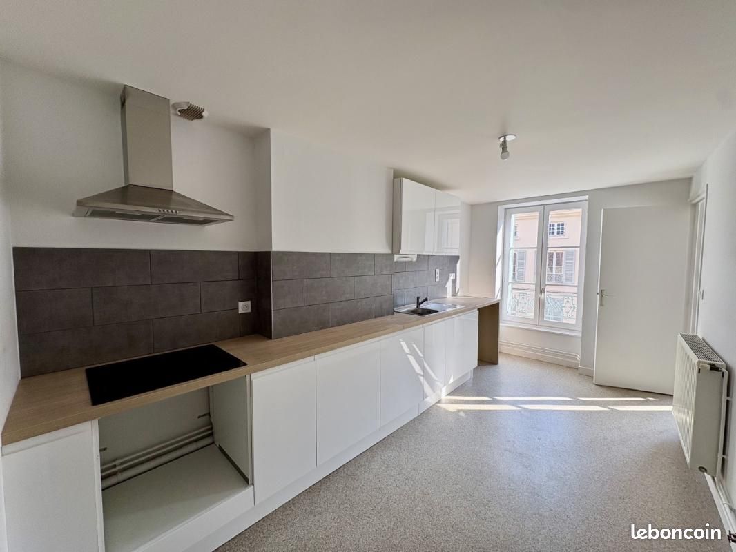 Appartement 2 pièces 59 m² · à Roanne · 59 m² · 455 €