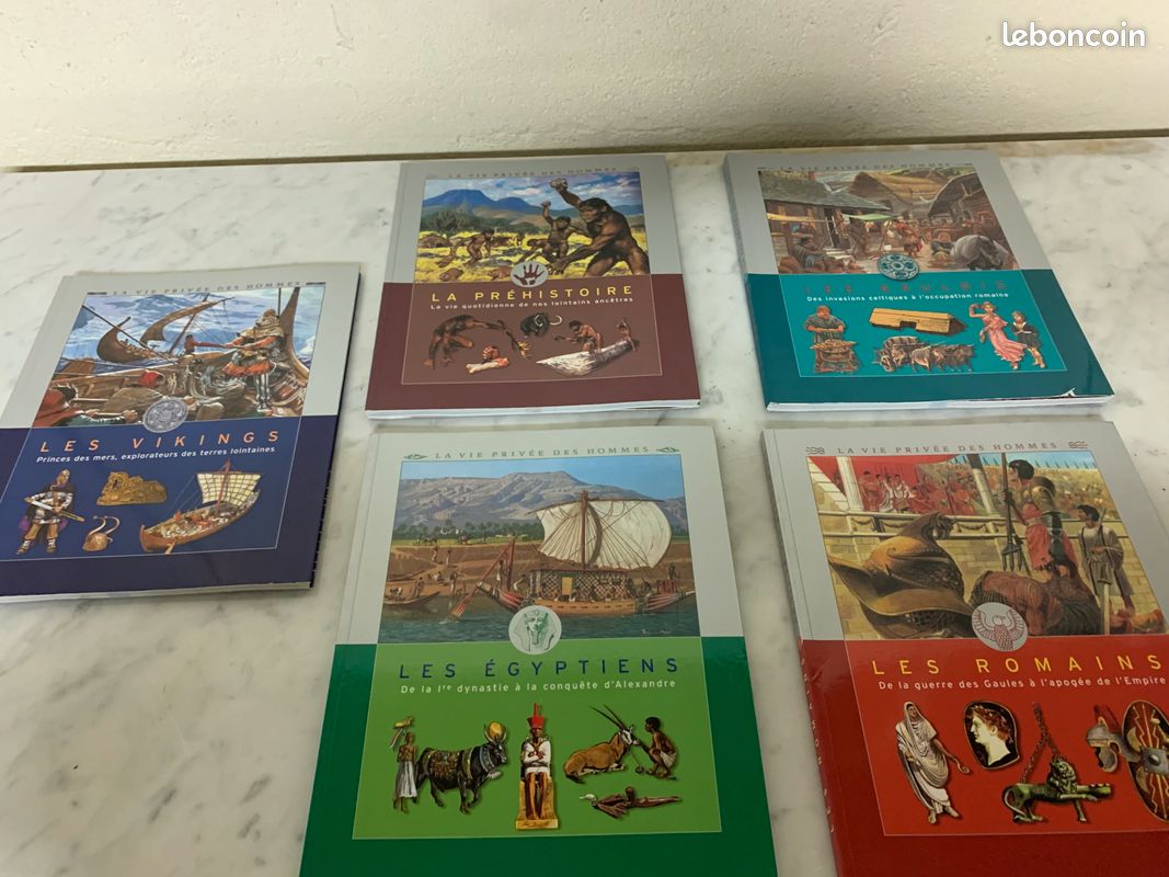 Lot 5 livres "La vie privée des hommes" (image 1)