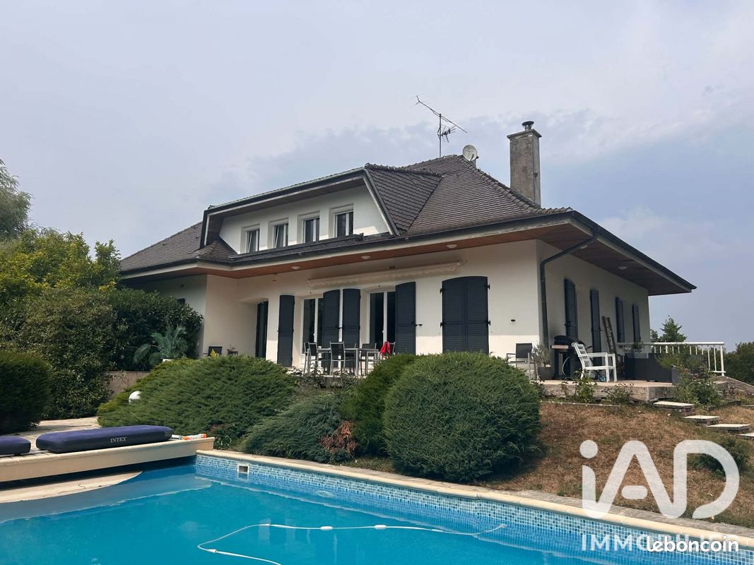 Maison 11 pièces 315 m² · à Châtenois · 315 m² · 412 000 €