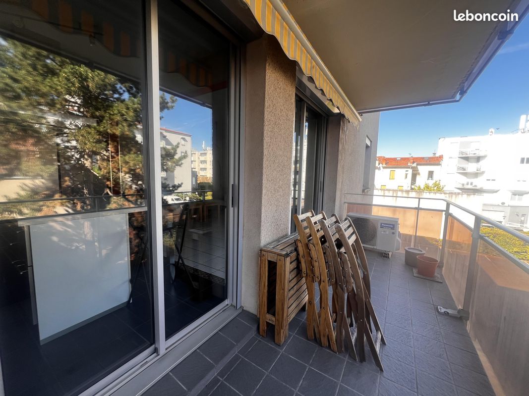Appartement 4 pièces 90 m² · à Clermont-Ferrand · 90 m² · 1 050 €