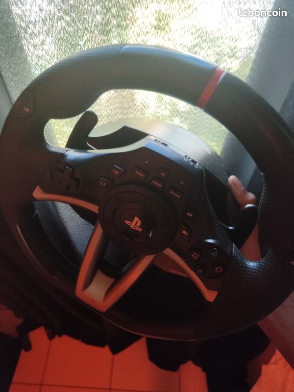 Volant thrustmaster ps4 (image 1)