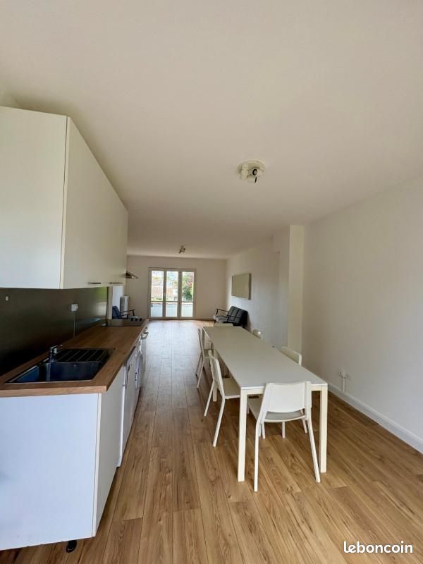 Appartement 5 pièces 88 m² · à La Rochelle · 88 m² · 1 350 €/mois