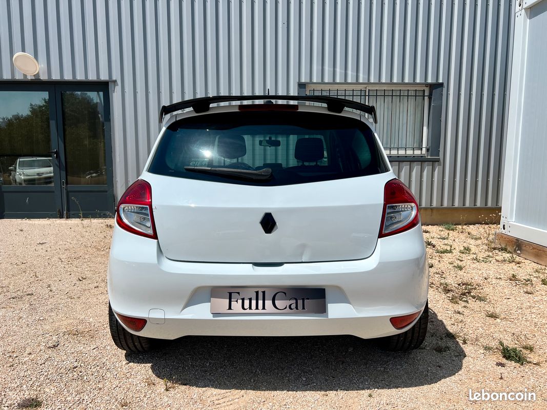 Renault Clio 3 (Phase 2) 1.2 Tce 100ch 20th Anniversary (image 3)