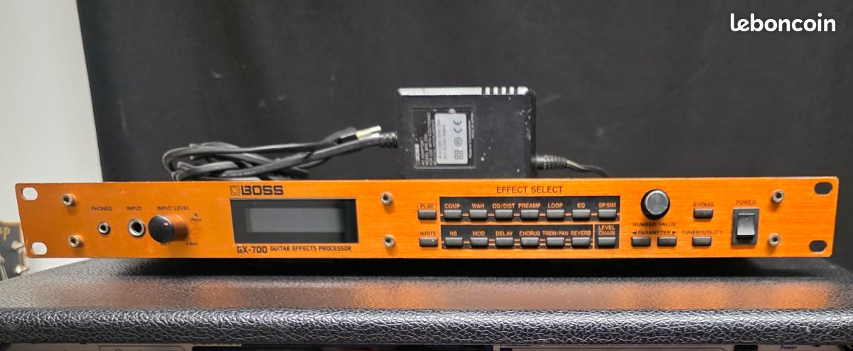 Boss gx 700 + pedalier Boss fc 50 (image 1)