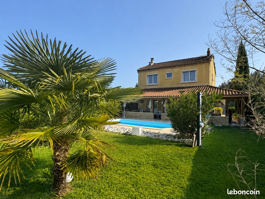 Maison 4 pièces 100 m² · à Marsac-sur-l'Isle · 100 m² · 215 000 €