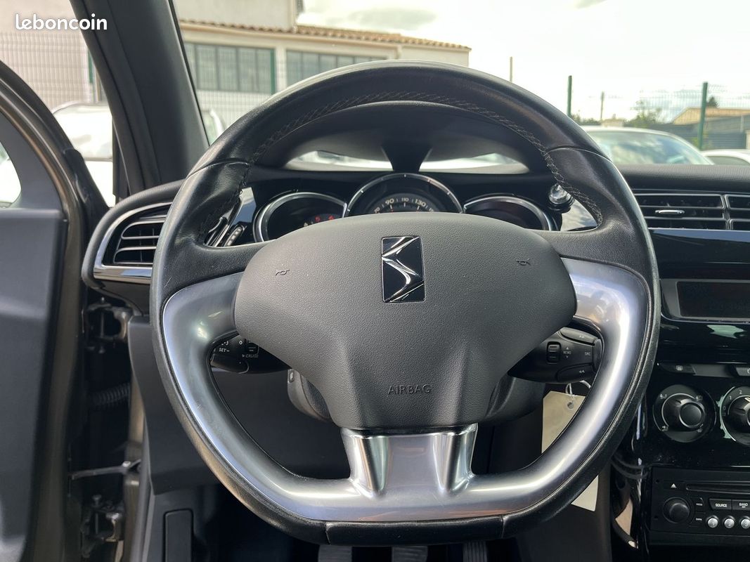Citroen DS3 1.6 E-HDI90 (92) AIRDREAM SO CHIC 5CV (image 10)