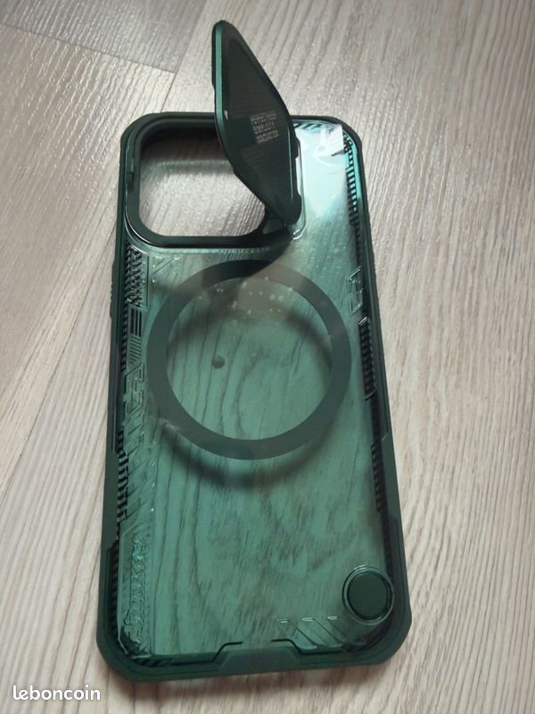 Coque Nillkin neuve iPhone 16 Pro - Jamais utilisée (image 2)