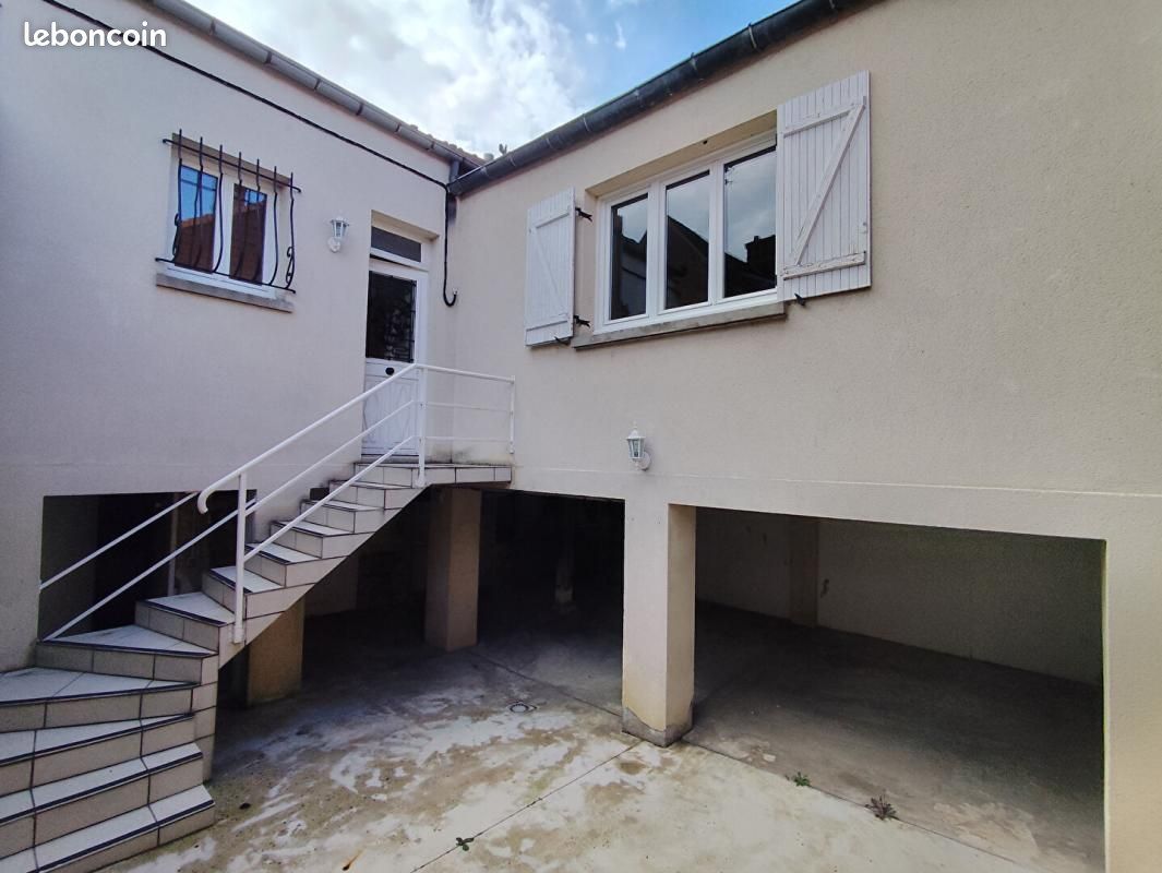 Local commercial 103 m² · à Margny-lès-Compiègne · 103 m² · 209 000 €