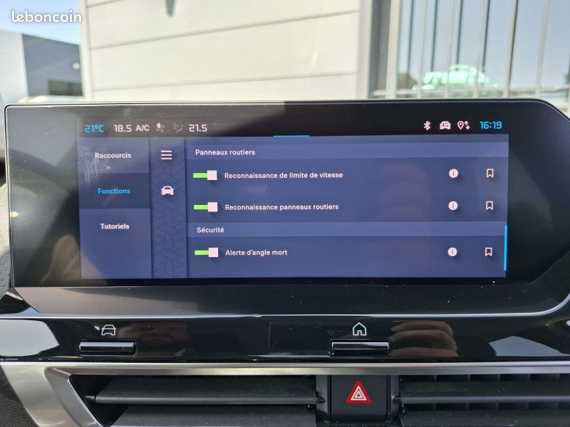 Citroen C4 X 1.2 PURETECH 130CH S&S MAX AUTOMATIQUE + ATTELAGE (image 12)