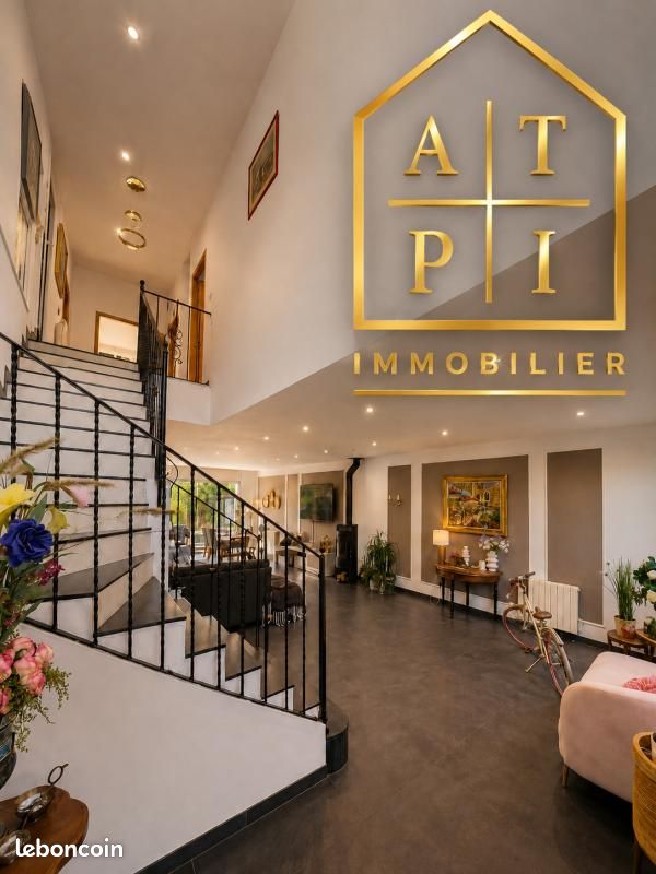 Maison 7 pièces 200 m² · à Nieppe · 200 m² · 545 000 €