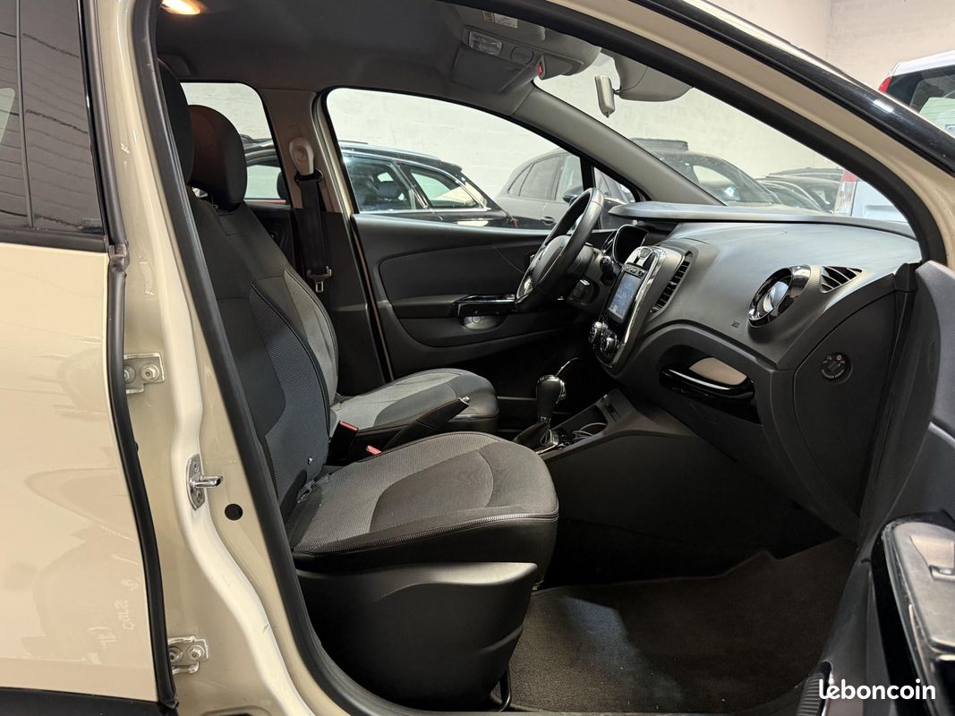 RENAULT CAPTUR 1.2 TCe - 120 - BV EDC Intens PHASE 1 (image 18)
