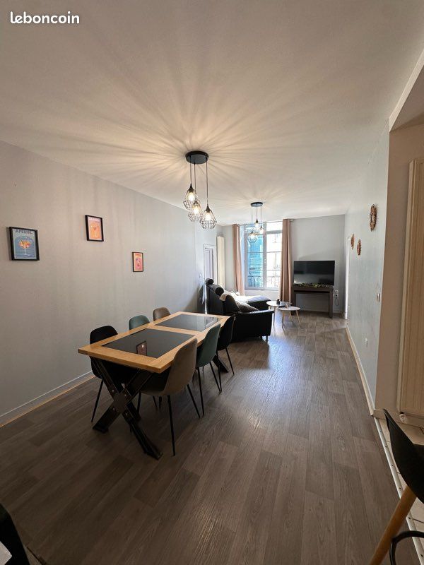 Appartement 4 pièces 98 m² · à Le Puy-en-Velay · 98 m² · 900 €