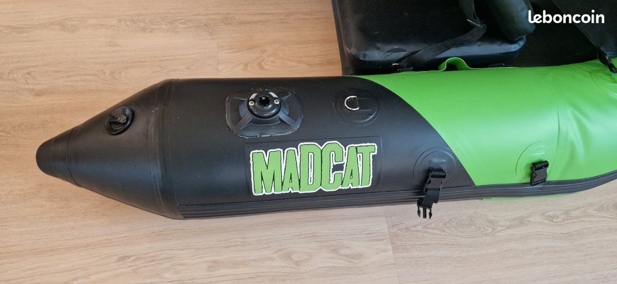 Float tube madcat bellyboat 180 Sport Plein air