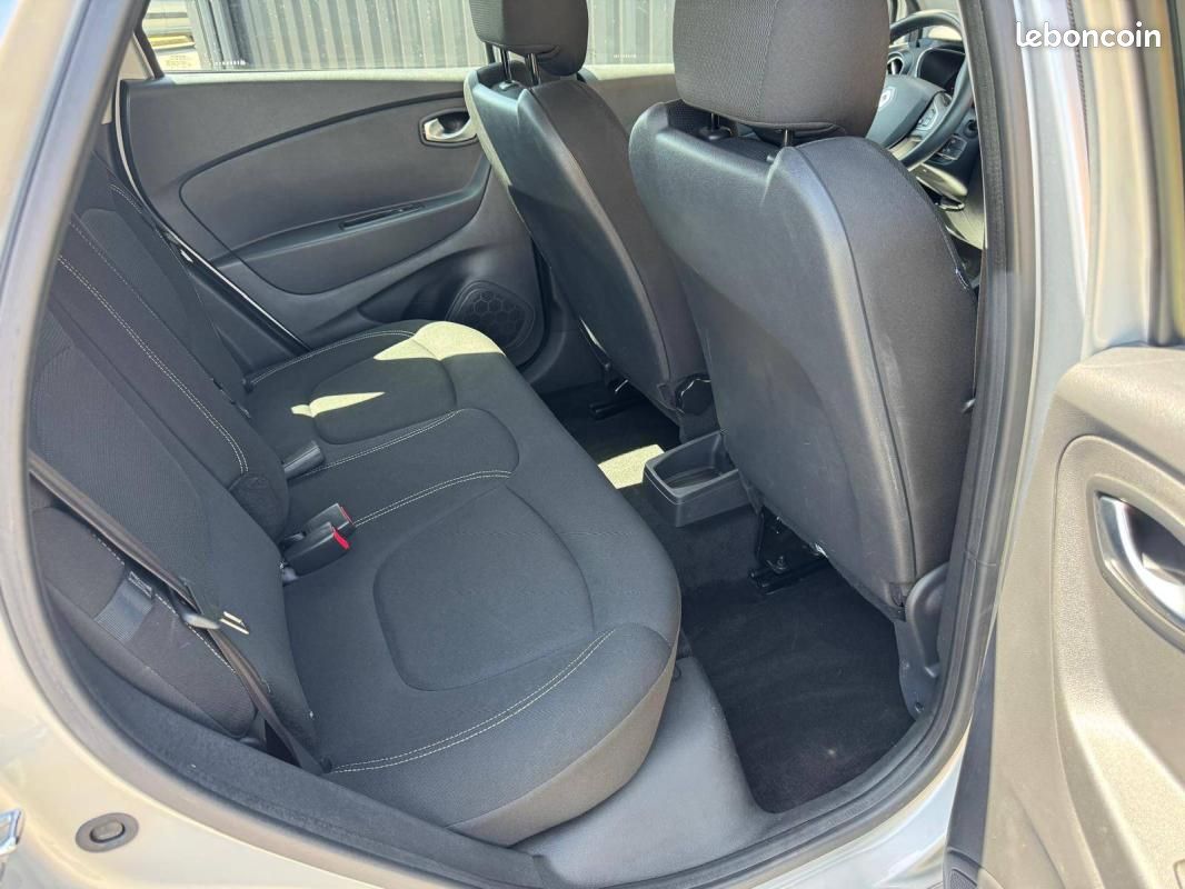Renault Captur dCi 90 Energy Zen (image 17)